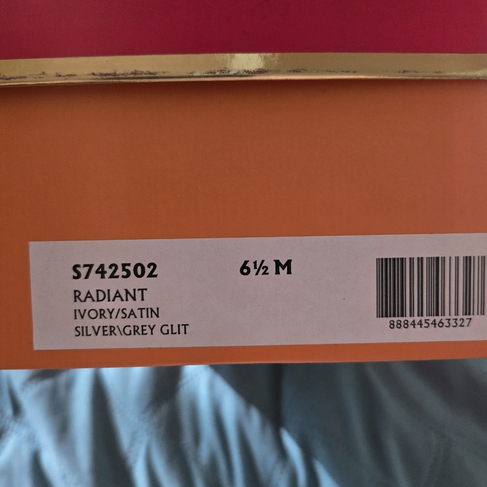 Kate Spade Sparkle Wedges 6.5 Gorgeous 🥰 - Picture 7 of 16